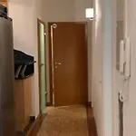 Grosses Aschaffenburg 4 Schlafzimmer Fuer Bis Zu 11 Gaeste Aschaffapartment Δωμάτια σε οικογενειακή κατοικία