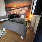 Grosses Aschaffenburg 4 Schlafzimmer Fuer Bis Zu 11 Gaeste Aschaffapartment Mainaschaff