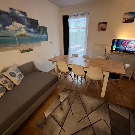 Grosses Aschaffenburg 4 Schlafzimmer Fuer Bis Zu 11 Gaeste Aschaffapartment