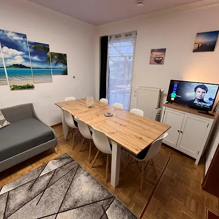 Grosses Aschaffenburg 4 Schlafzimmer Fuer Bis Zu 11 Gaeste Aschaffapartment Privat bolig