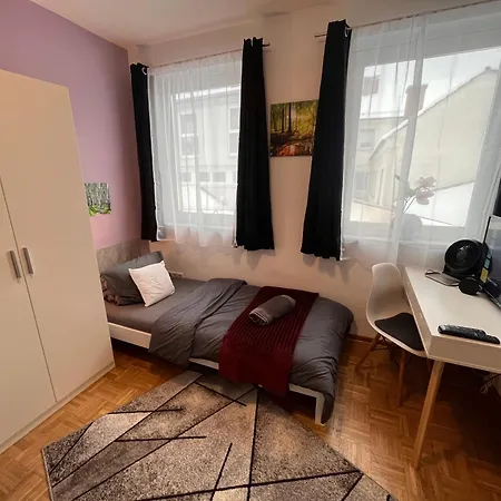 Privat bolig Grosses Aschaffenburg 4 Schlafzimmer Fuer Bis Zu 11 Gaeste Aschaffapartment Mainaschaff