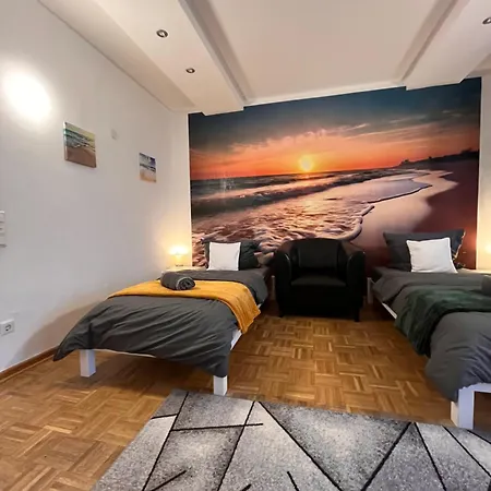 Grosses Aschaffenburg 4 Schlafzimmer Fuer Bis Zu 11 Gaeste Aschaffapartment Mainaschaff