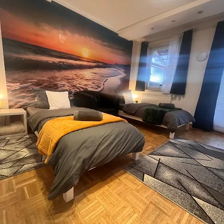 Grosses Aschaffenburg 4 Schlafzimmer Fuer Bis Zu 11 Gaeste Aschaffapartment Mainaschaff