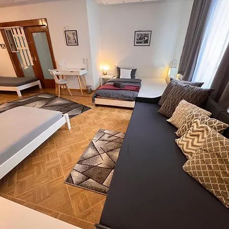 Grosses Aschaffenburg 4 Schlafzimmer Fuer Bis Zu 11 Gaeste Aschaffapartment Privat bolig *