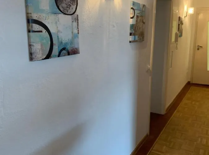 Quarto em Acomodações Particulares Grosses Apartment Aschaffenburg 4 Schlafzimmer Fuer Bis Zu 11 Gaeste Aschaffapartment Mainaschaff Mainaschaff