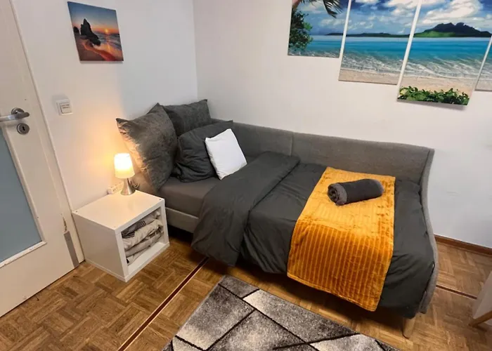 Quarto em Acomodações Particulares Grosses Apartment Aschaffenburg 4 Schlafzimmer Fuer Bis Zu 11 Gaeste Aschaffapartment Mainaschaff *
