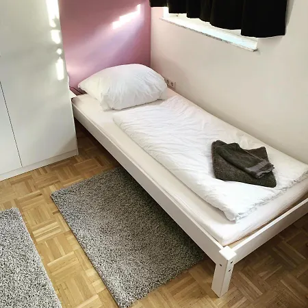 AschaffApartment 4 Schlafzimmer bis 10 Personen bei Aschaffenburg Privatunterkunft