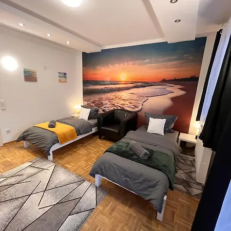 Grosses Aschaffenburg 4 Schlafzimmer Fuer Bis Zu 11 Gaeste Aschaffapartment Séjour chez l'habitant *