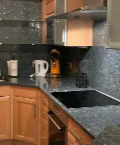 Grosses Aschaffenburg 4 Schlafzimmer Fuer Bis Zu 11 Gaeste Aschaffapartment